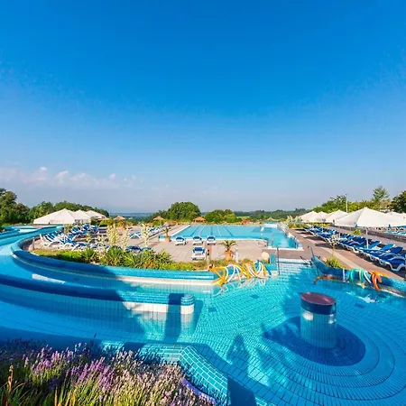 Stroebinger Hof - Therme Wellness 4* באד אנדורף