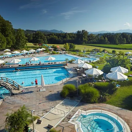 Stroebinger Hof - Therme Wellness 4* באד אנדורף