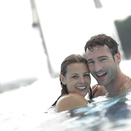 Stroebinger Hof - Therme Wellness 4* באד אנדורף