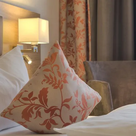 Thermenhotel Ströbinger Hof 4*