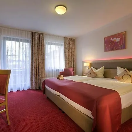 Stroebinger Hof - Therme Wellness Hotel