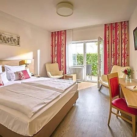 Szálloda Stroebinger Hof - Therme Wellness 4*