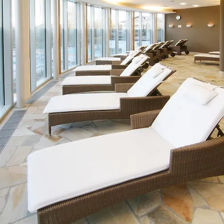 מלון Stroebinger Hof - Therme Wellness באד אנדורף