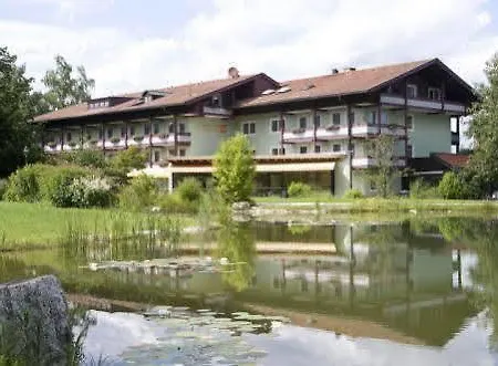 מלון Stroebinger Hof - Therme Wellness 4*