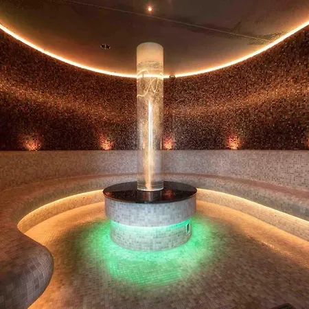 מלון Stroebinger Hof - Therme Wellness